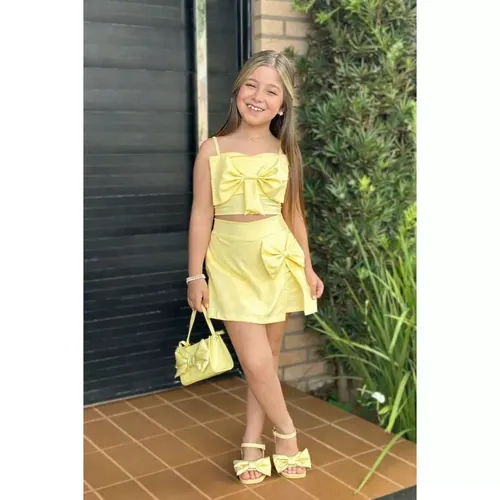 Conjunto em Alfaiataria infantil com Laços e Pérola TAM 4 ao 12